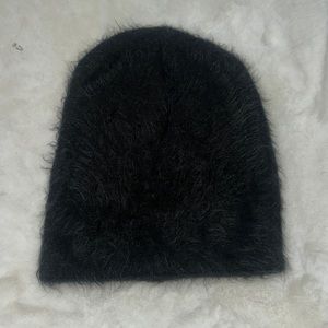 Black fur David Young beanie
